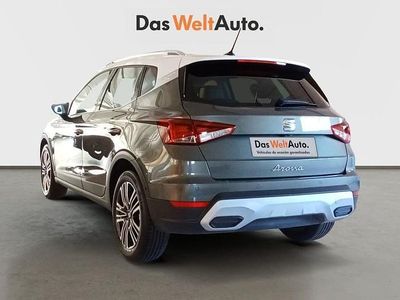 Usado Seat Arona Xperience 115 CV (84 kW) 2025 Gris SUV