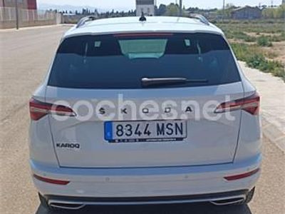 Usado Skoda Karoq SportLine 150 CV (110 kW) 2024 Blanco SUV