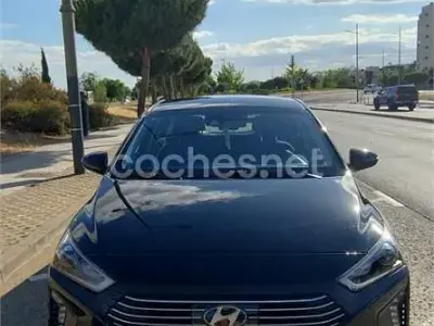 Usado Hyundai Ioniq 141 CV (103 kW) 2018 Negro Utilitario