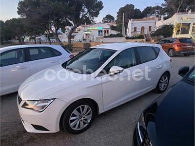 Usado Seat Leon Ecomotive 110 CV (80 kW) 2015 Blanco Berlina