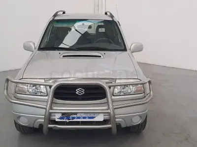 Usado Suzuki Grand Vitara 87 CV (63 kW) 2001 Gris / plata SUV