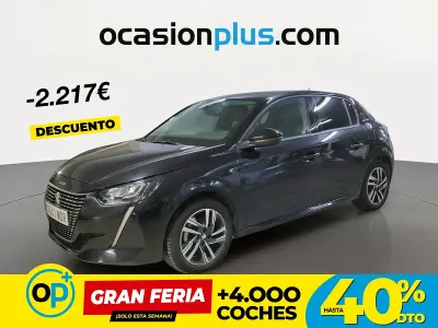 Usado Peugeot 208 Allure 100 CV (73 kW) 2023 Negro Utilitario