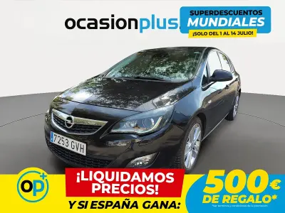 Usado Opel Astra Sport 125 CV (91 kW) 2010 Negro