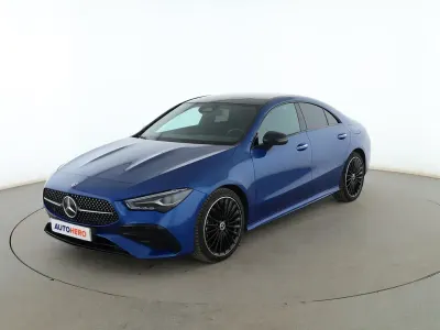 Usado Mercedes CLA220 AMG line 190 CV (139 kW) 2024 Azul Coupe