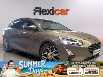 Usado Ford Focus Titanium 150 CV (110 kW) 2018 Marrón Utilitario
