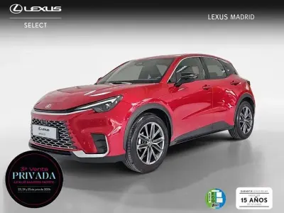 Usado Lexus LBX 136 CV (100 kW) 2025 Rojo SUV