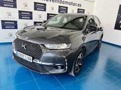Usado DS Automobiles DS7 Crossback Bastille 130 CV (95 kW) 2021 Gris / plata SUV
