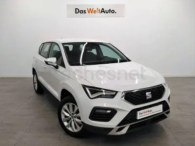Usado Seat Ateca Style 110 CV (80 kW) 2023 Blanco SUV