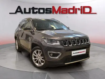 Usado Jeep Compass Longitude 130 CV (95 kW) 2021 Gris / plata SUV