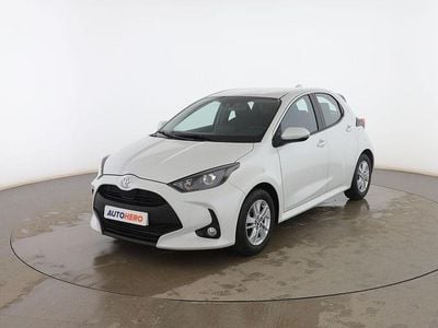 Blanco Usado 2022 Toyota Yaris Edition Berlina | 18.899 € (Precio justo)