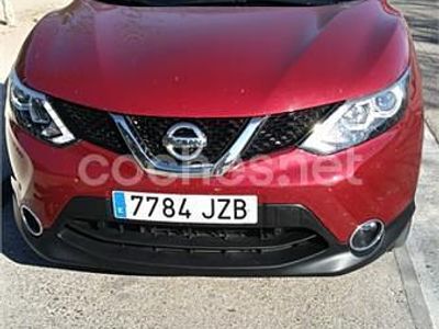 Usado Nissan Qashqai Acenta 130 CV (95 kW) 2017 Rojo SUV