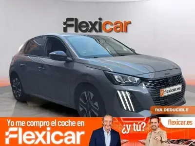 Usado Peugeot 208 Allure 100 CV (73 kW) 2025 Gris Utilitario