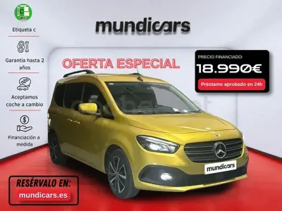 Usado Mercedes T180 116 CV (85 kW) 2022 Marrón Monovolumen