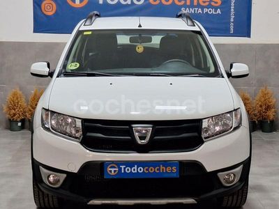 Usado Dacia Sandero Stepway 90 CV (66 kW) 2015 Blanco Berlina