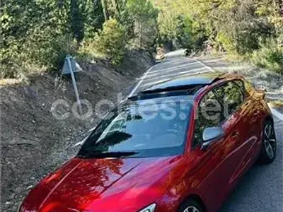 Usado Seat Leon FR 150 CV (110 kW) 2025 Rojo Berlina