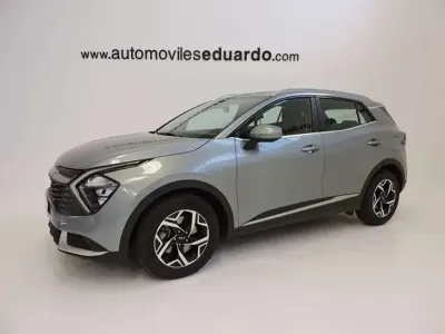 Usado Kia Sportage 136 CV (100 kW) 2023 Plateado SUV