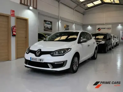Usado Renault Mégane GT GT 116 CV (85 kW) 2014 Blanco Coupe