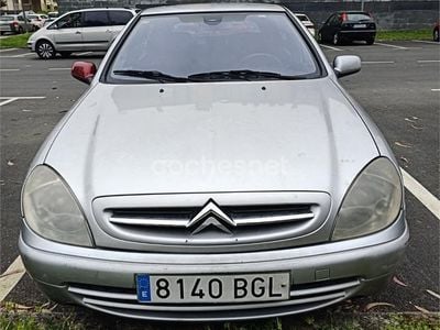 Usado Citroën Xsara Exclusive 90 CV (66 kW) 2001 Gris / plata Berlina