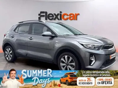 Usado Kia Stonic 84 CV (61 kW) 2023 Gris SUV