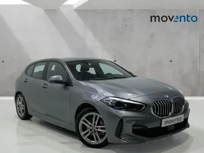 Usado BMW 118 150 CV (110 kW) 2023 Gris Utilitario