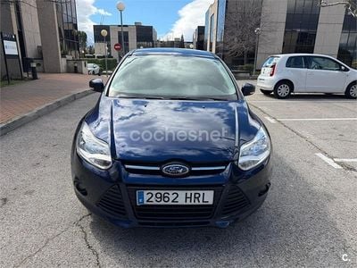 Usado Ford Focus Trend 125 CV (91 kW) 2013 Azul Berlina