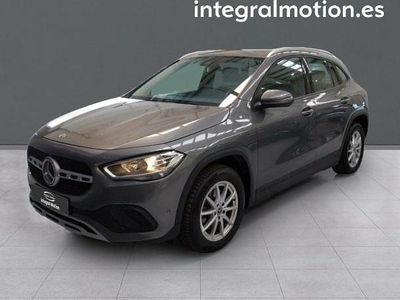 Gris Usado 2020 Mercedes GLA180 Business SUV | 25.490 €