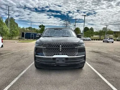 Nuevo Lincoln Navigator 2026 Negro SUV
