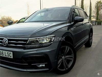 Usado VW Tiguan Allspace R-line 150 CV (110 kW) 2021 Gris / plata SUV