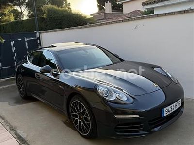 Usado Porsche Panamera 420 CV (308 kW) 2014 Negro Utilitario