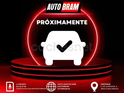 Usado Renault Clio IV Zen 90 CV (66 kW) 2017 Granate Berlina