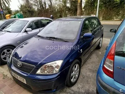 Usado Toyota Corolla Sol 116 CV (85 kW) 2004 Azul Berlina