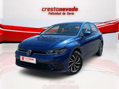 Usado VW Polo Life 95 CV (69 kW) 2022 Azul Utilitario