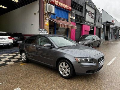 Usado Volvo S40 Kinetic 109 CV (80 kW) 2007 Gris / plata Berlina