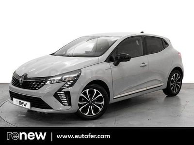 Usado Renault Clio V Techno 100 CV (73 kW) 2025 Gris / plata Berlina