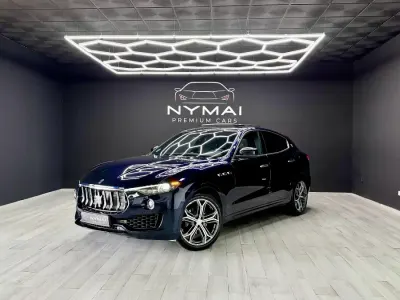 Usado Maserati Levante 350 CV (257 kW) 2021 Azul SUV