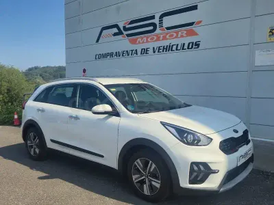 Usado Kia Niro 141 CV (103 kW) 2019 Blanco SUV