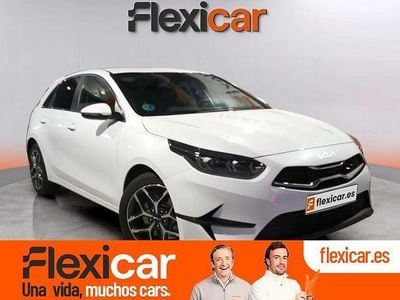 Blanco Usado 2023 Kia Ceed Utilitario | 22.690 € (Precio justo)