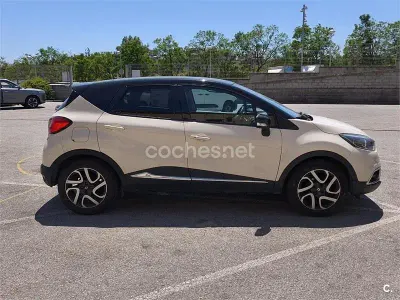 Usado Renault Captur Zen 90 CV (66 kW) 2014 Blanco SUV