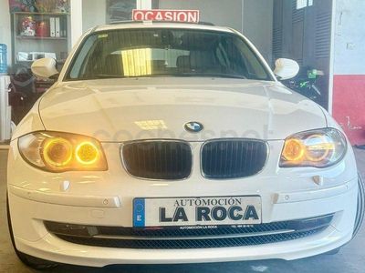 Usado BMW 118 Sport Line 143 CV (105 kW) 2010 Blanco Utilitario