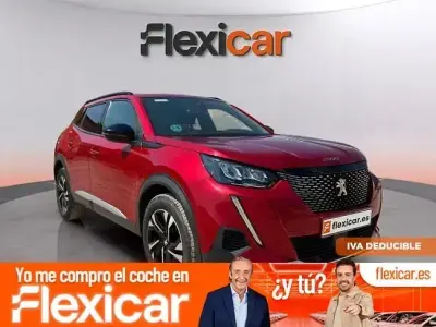 Usado Peugeot 2008 Allure 130 CV (95 kW) 2023 Rojo SUV