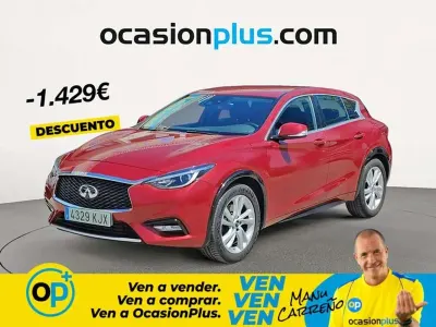 Usado Infiniti Q30 Premium 170 CV (125 kW) 2018 Rojo Utilitario
