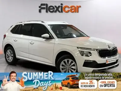 Usado Skoda Kamiq Selection 115 CV (84 kW) 2024 Blanco SUV