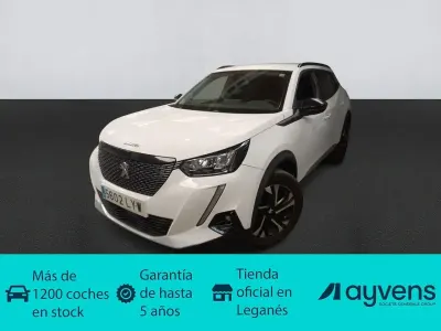 Usado Peugeot 2008 Allure 110 CV (80 kW) 2022 Blanco SUV