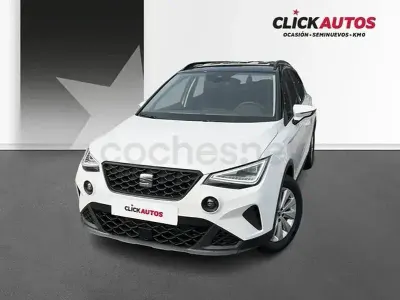 Usado Seat Arona Style 95 CV (69 kW) 2025 Blanco SUV
