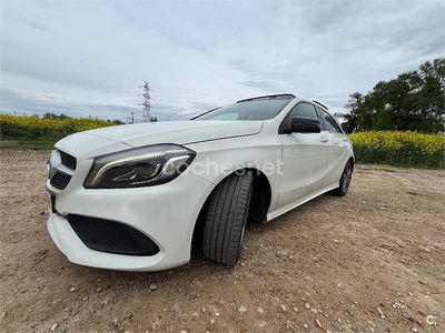 Begagnad Mercedes A200 AMG line 136 HK (100 kW) 2016 Vit Sedan