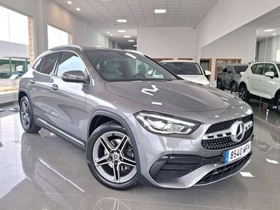 Käytetty Mercedes GLA200 150 HP (110 kW) 2023 Harmaa Katumaasturi