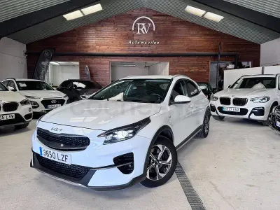 Usado Kia XCeed 120 CV (88 kW) 2022 Blanco SUV
