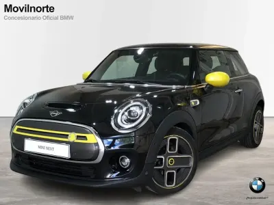 Usado Mini Cooper SE 135 kW (184 CV) 2021 Negro Utilitario