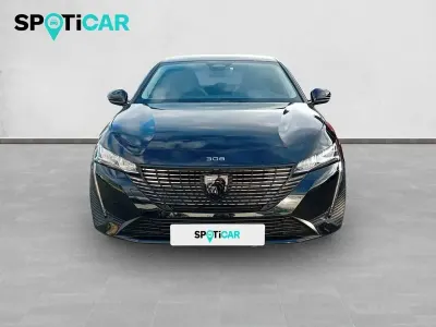 Usado Peugeot e-308 Allure 114 kW (156 CV) 2024 Negro Utilitario