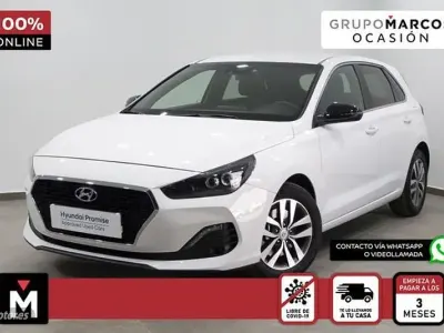 Usado Hyundai i30 120 CV (88 kW) 2020 Blanco